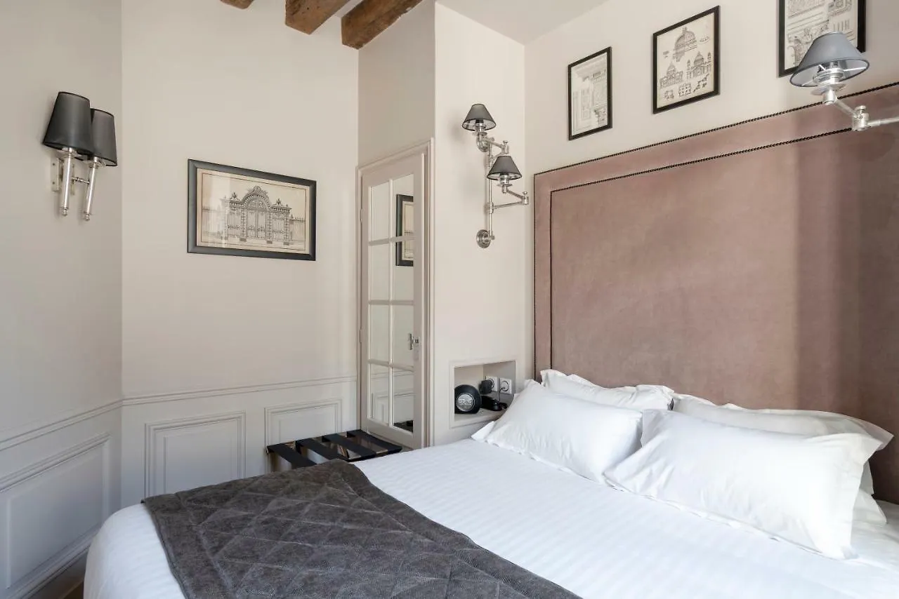 Hotel Le Presbytere Paris