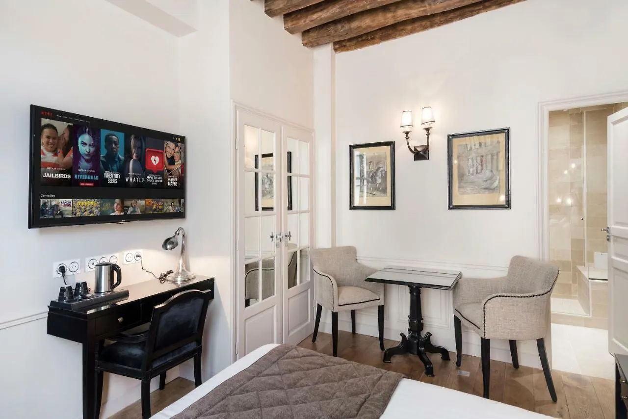 Hotel Le Presbytere Paris